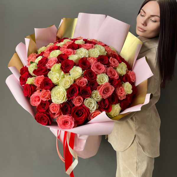 Букет "101 роза Эквадор Леона" (49.3)