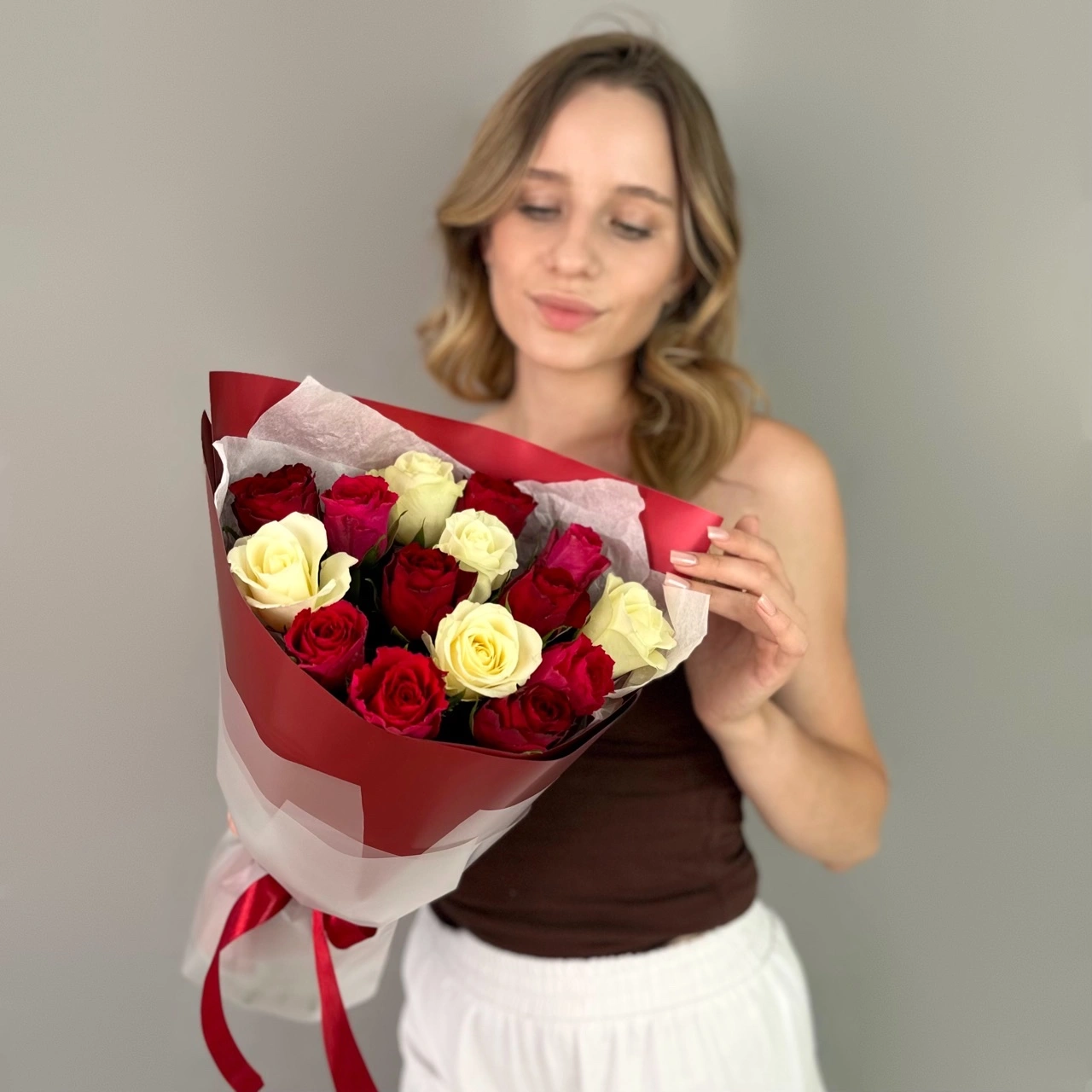 Букет "15 роз Кений микс" 