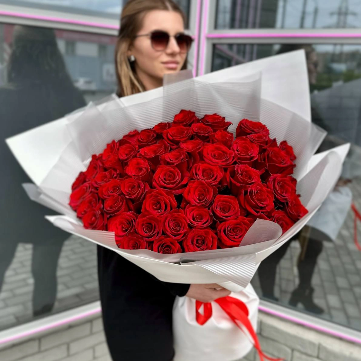 Букет "51 поцелуй" 